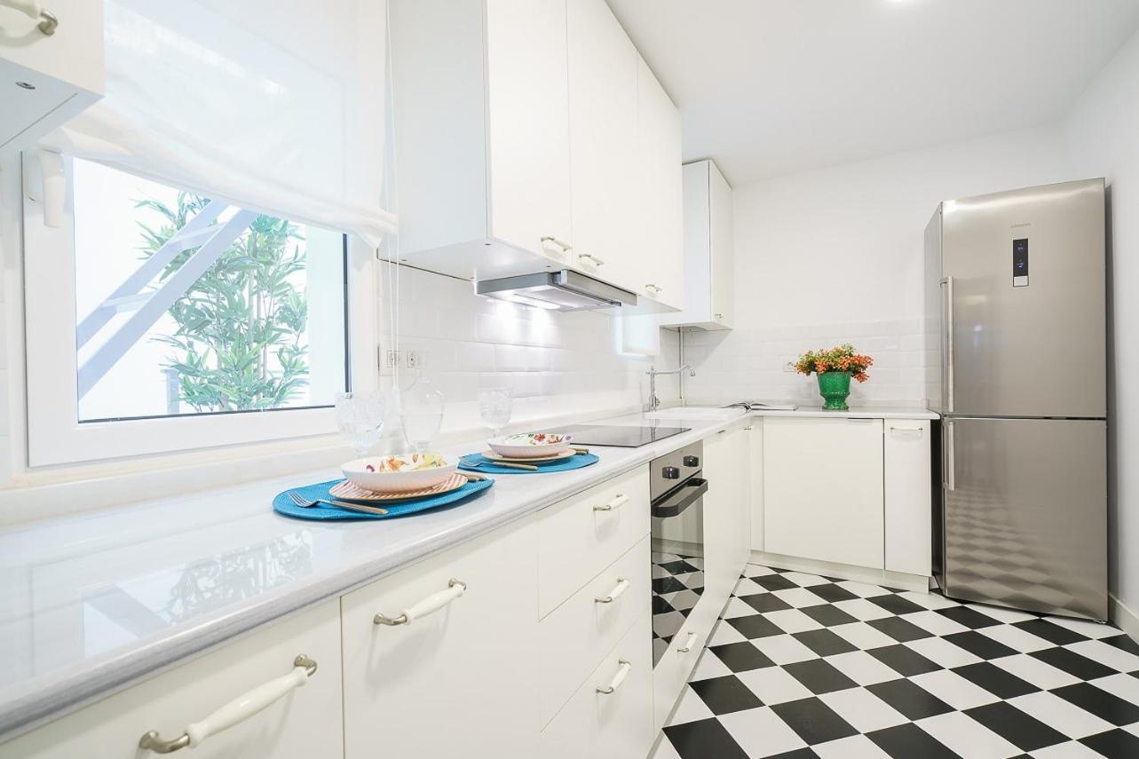 Apartment Homeclub Modern Luxurious Don Felipe Ii