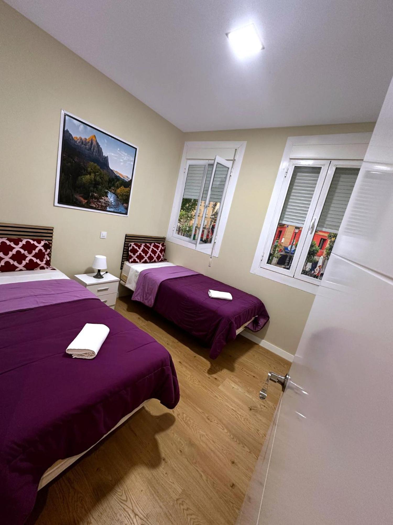 Gran Via -chueca Parking Tph Bed & Breakfast