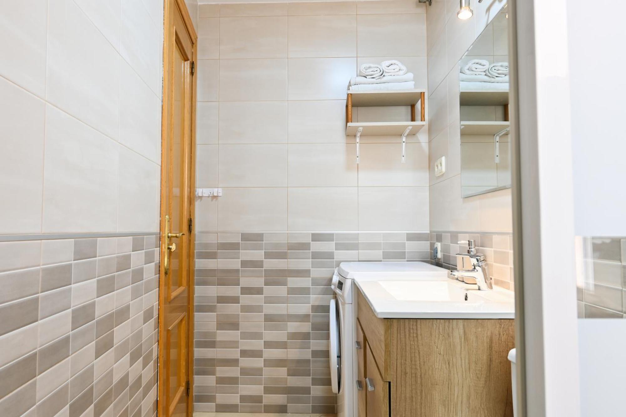 Apartment For Acogedor Temporal En Vallecas Tu Nuevo Hogar En Un Barrio Con Encanto Mdv1b