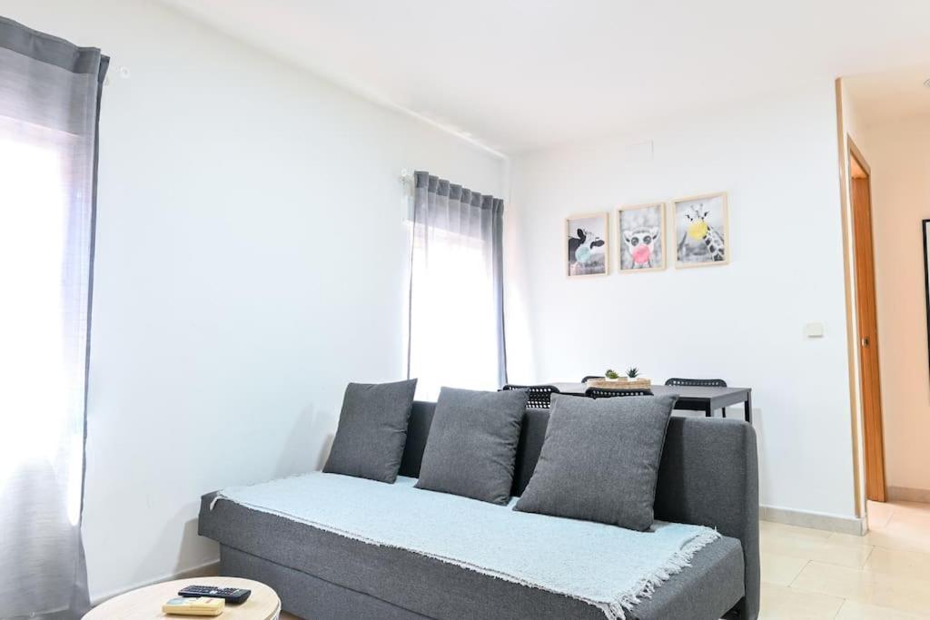 Apartment For Acogedor Temporal En Vallecas Tu Nuevo Hogar En Un Barrio Con Encanto Mdv1a Madrid