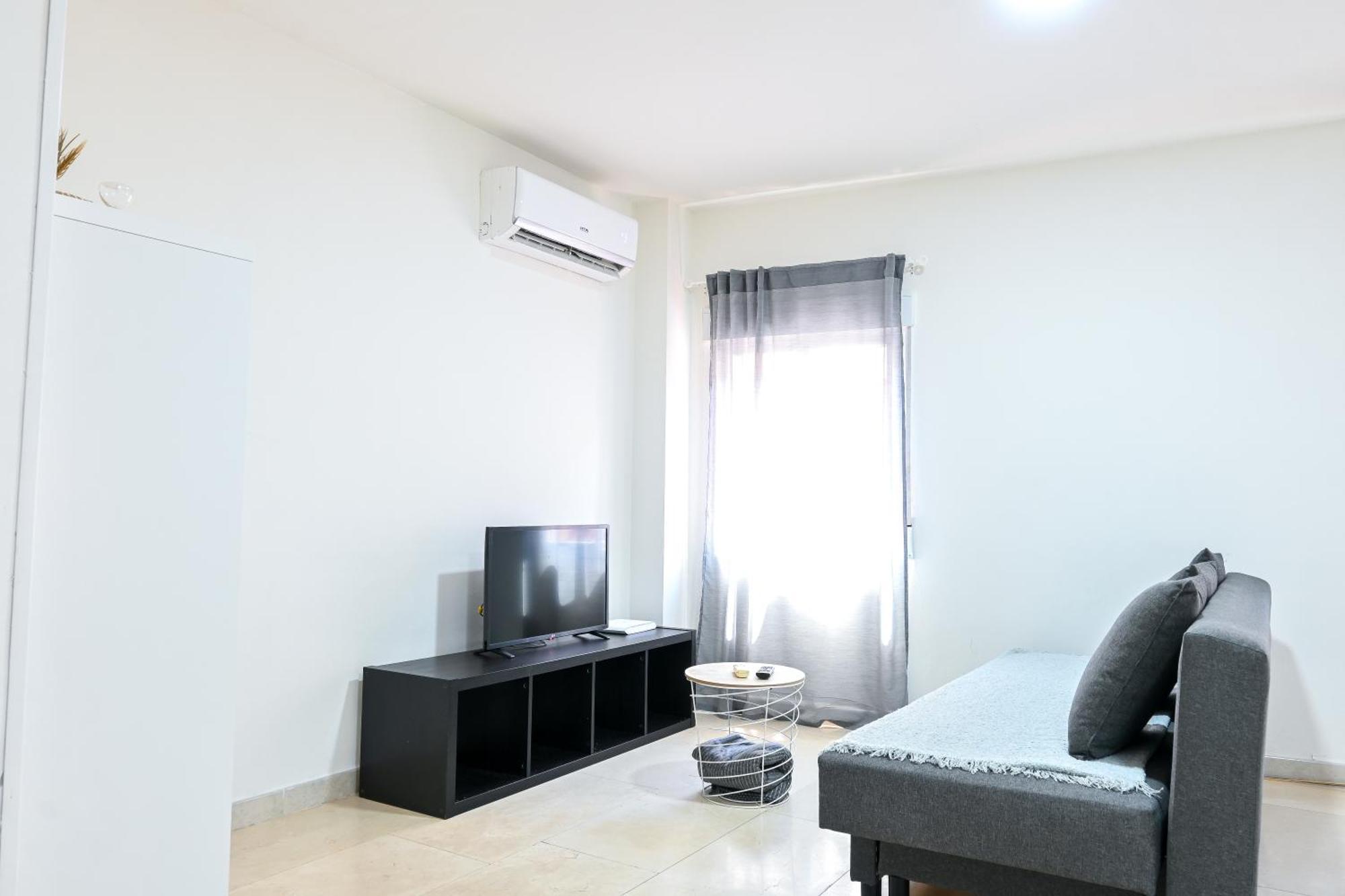For Acogedor Temporal En Vallecas Tu Nuevo Hogar En Un Barrio Con Encanto Mdv1a Apartment *