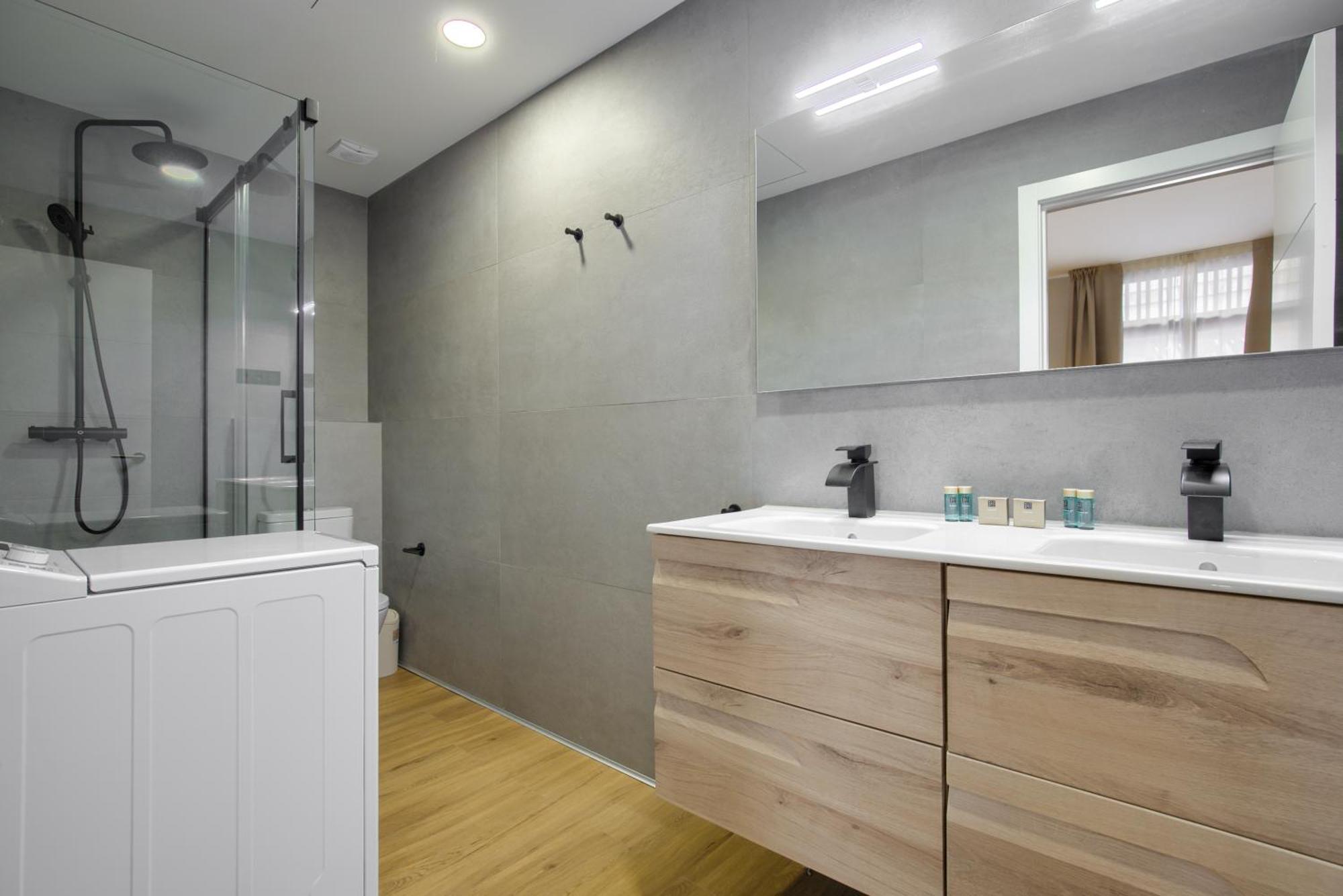 Dobo Homes - Bq38 Apartment Madrid