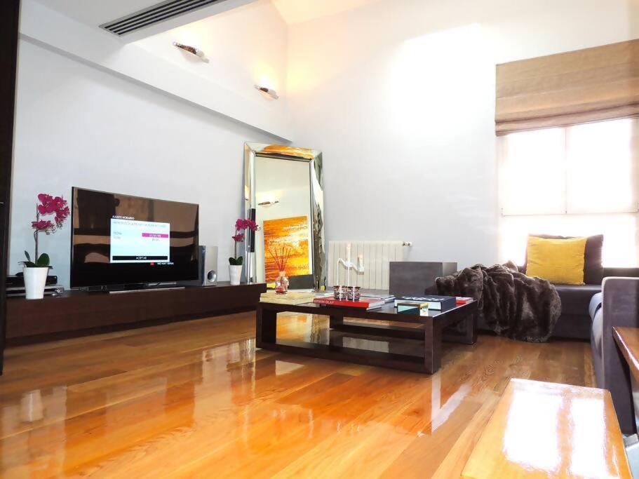 Luxury Duplex 10 Min From Gran Via