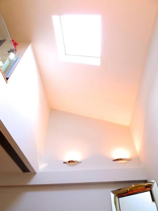 Luxury Duplex 10 Min From Gran Via Apartment Madrid