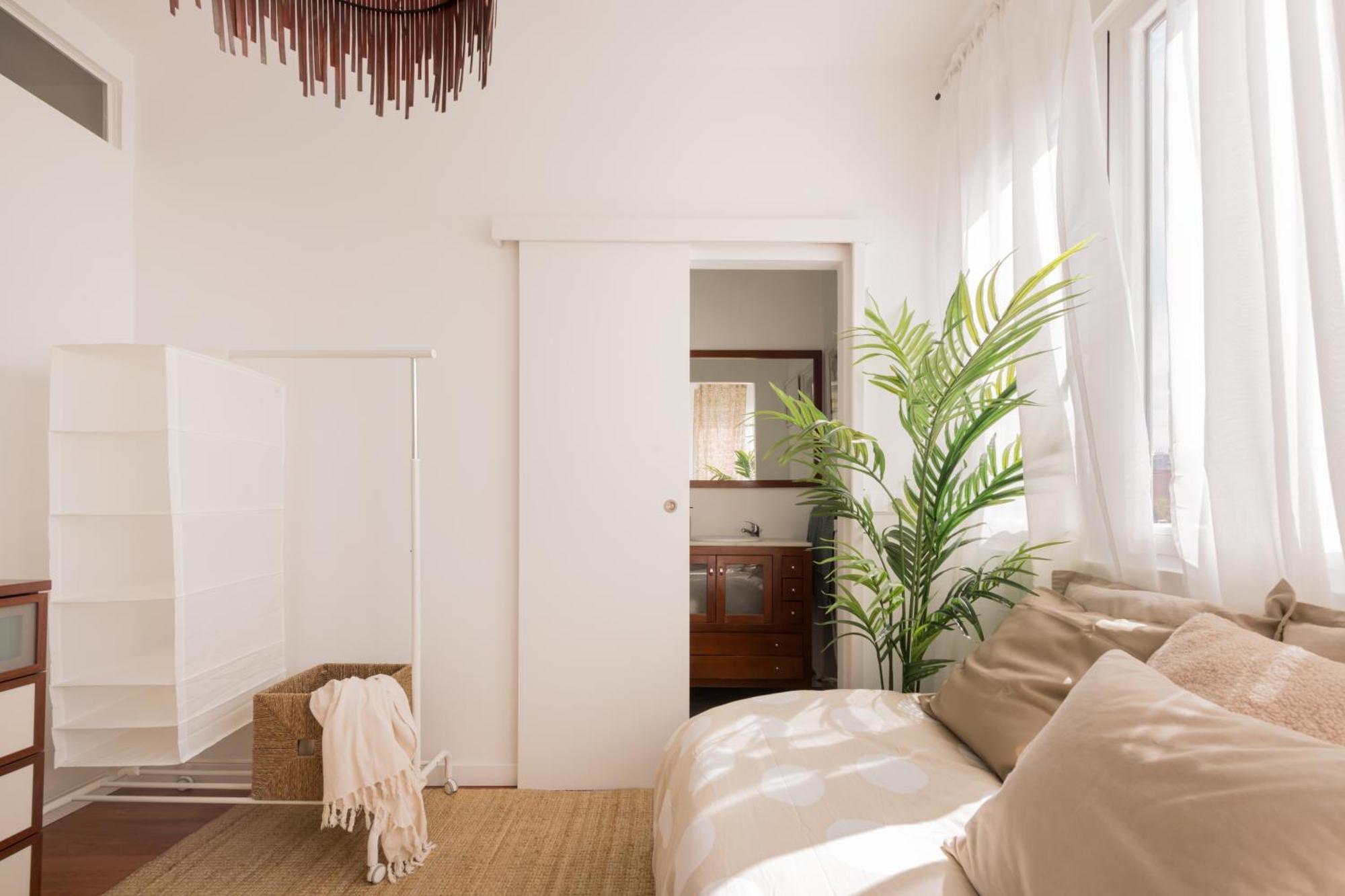 Sunny And Cozy With Ensuite Bathroom Homestay