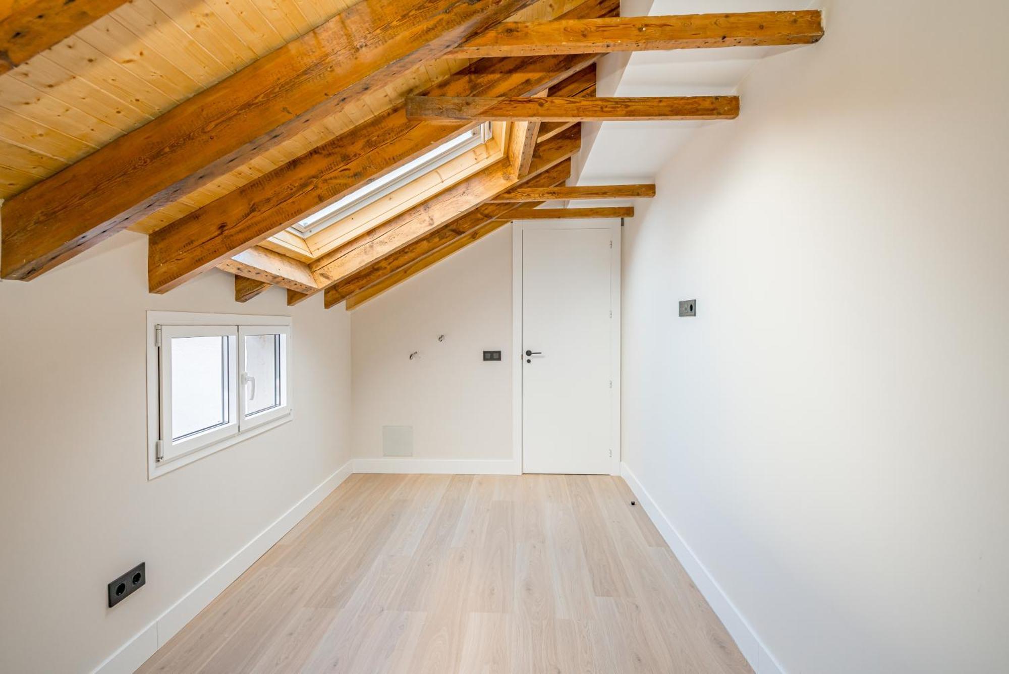 Gran Via Xv Calle De Conchas 4br 4bh Lejlighed *