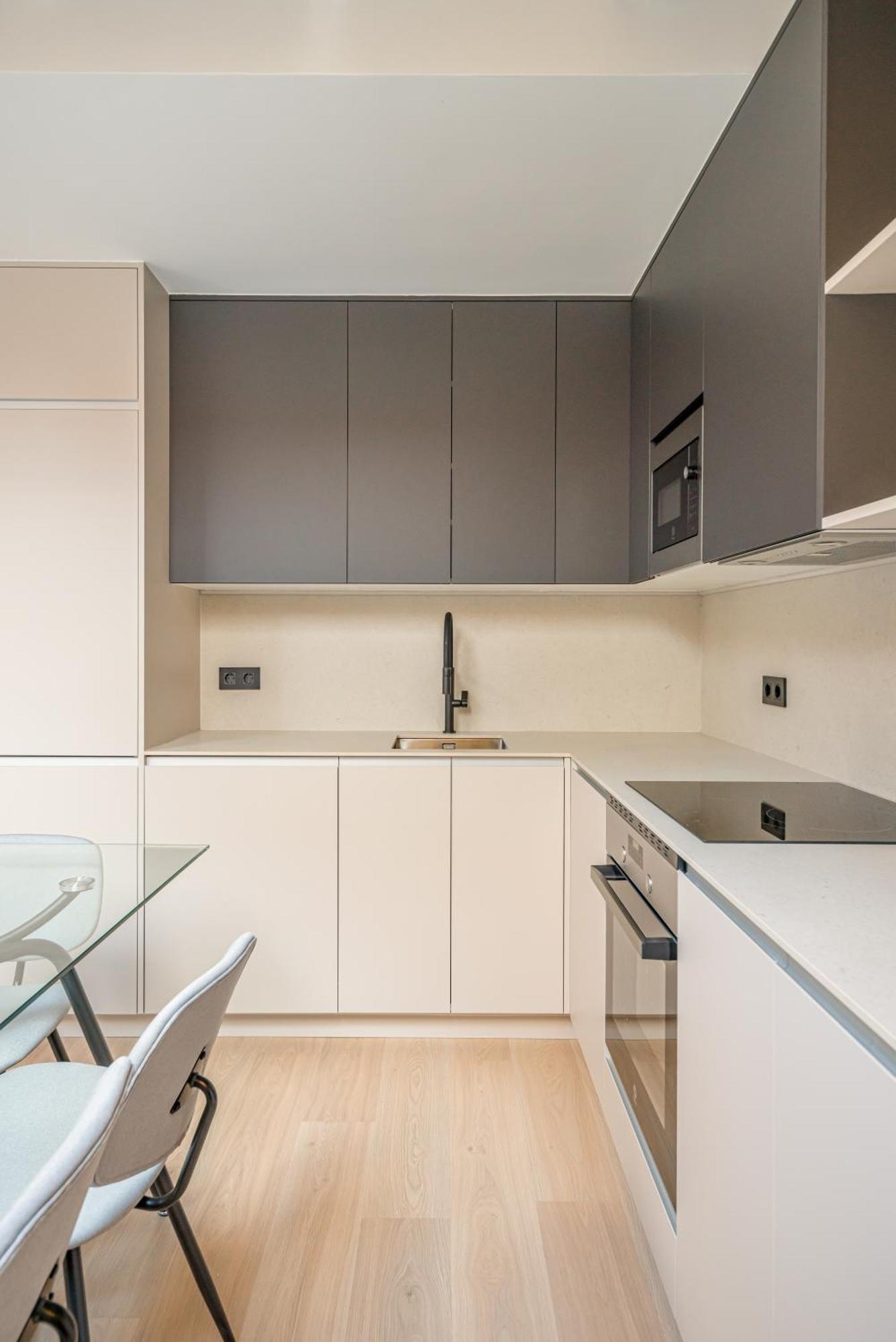 Gran Via Xv Calle De Conchas 4br 4bh Lejlighed