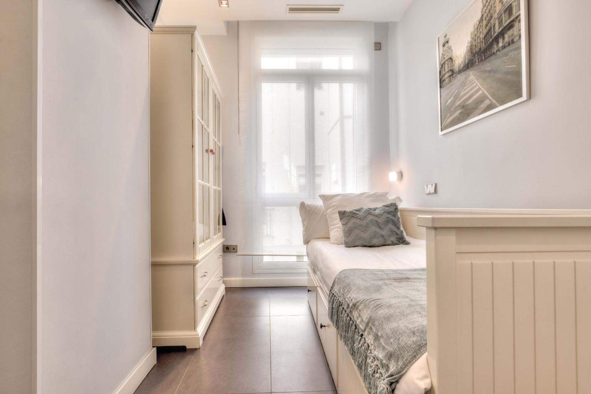 Apartment Gran Via Place *