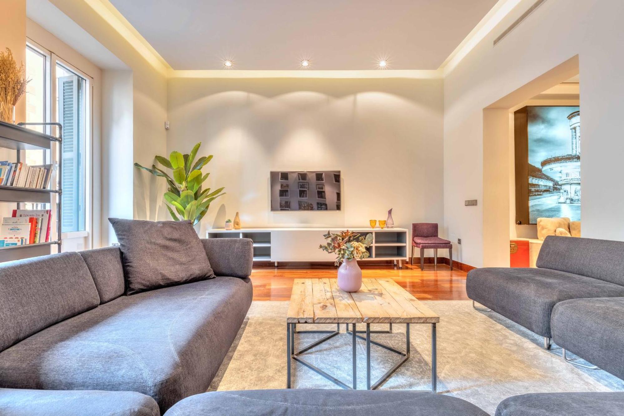 Gran Via Place Apartment