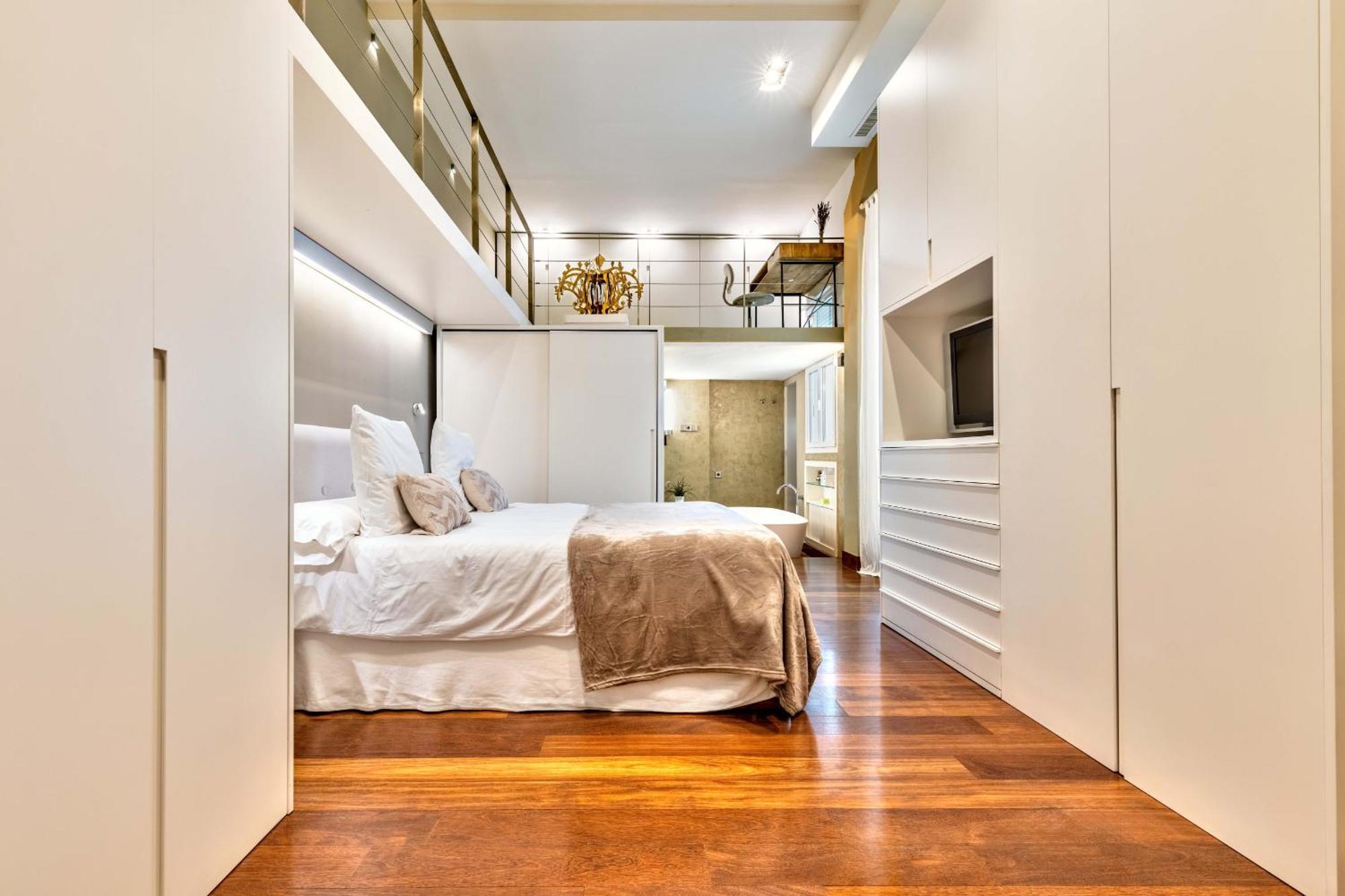 Gran Via Place Apartment *
