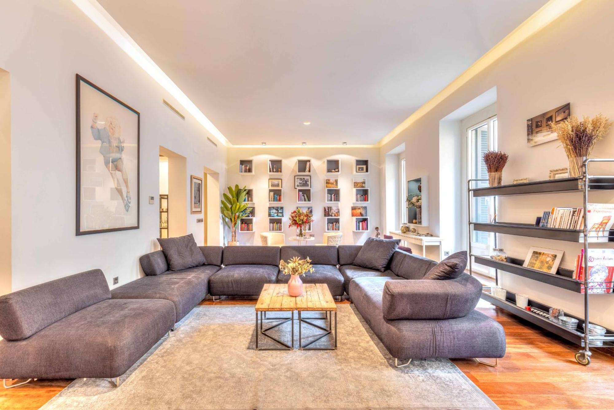 Apartment Gran Via Place
