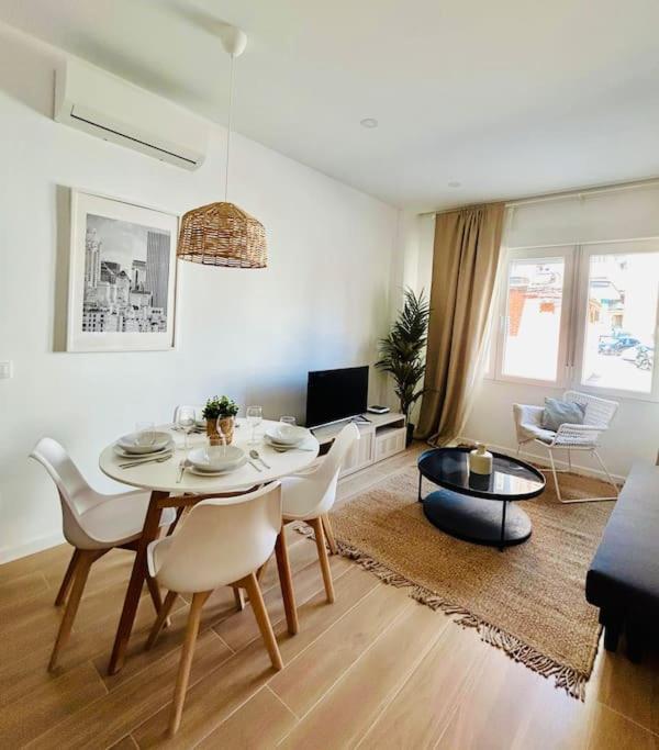 Luz Y Tranquilidad En Apartment Madrid