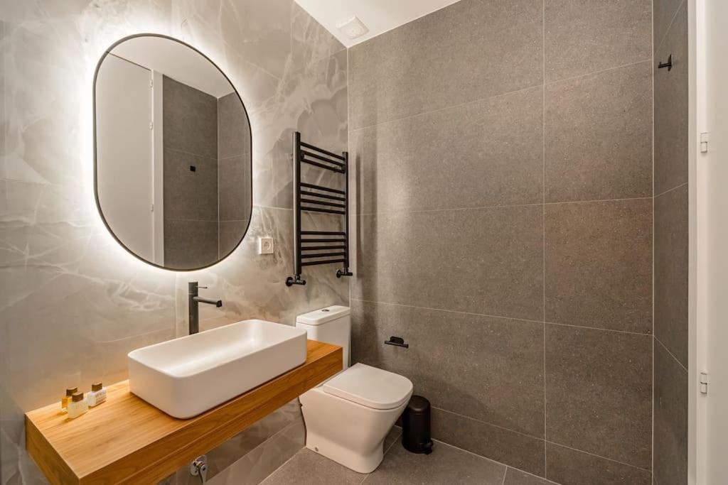 Salamanca Viii Calle Alcantara 2br 2bh Lejlighed *