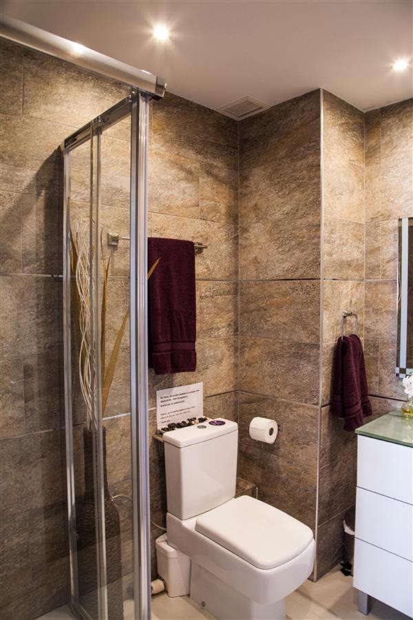 Apartment - Solo Adultos *