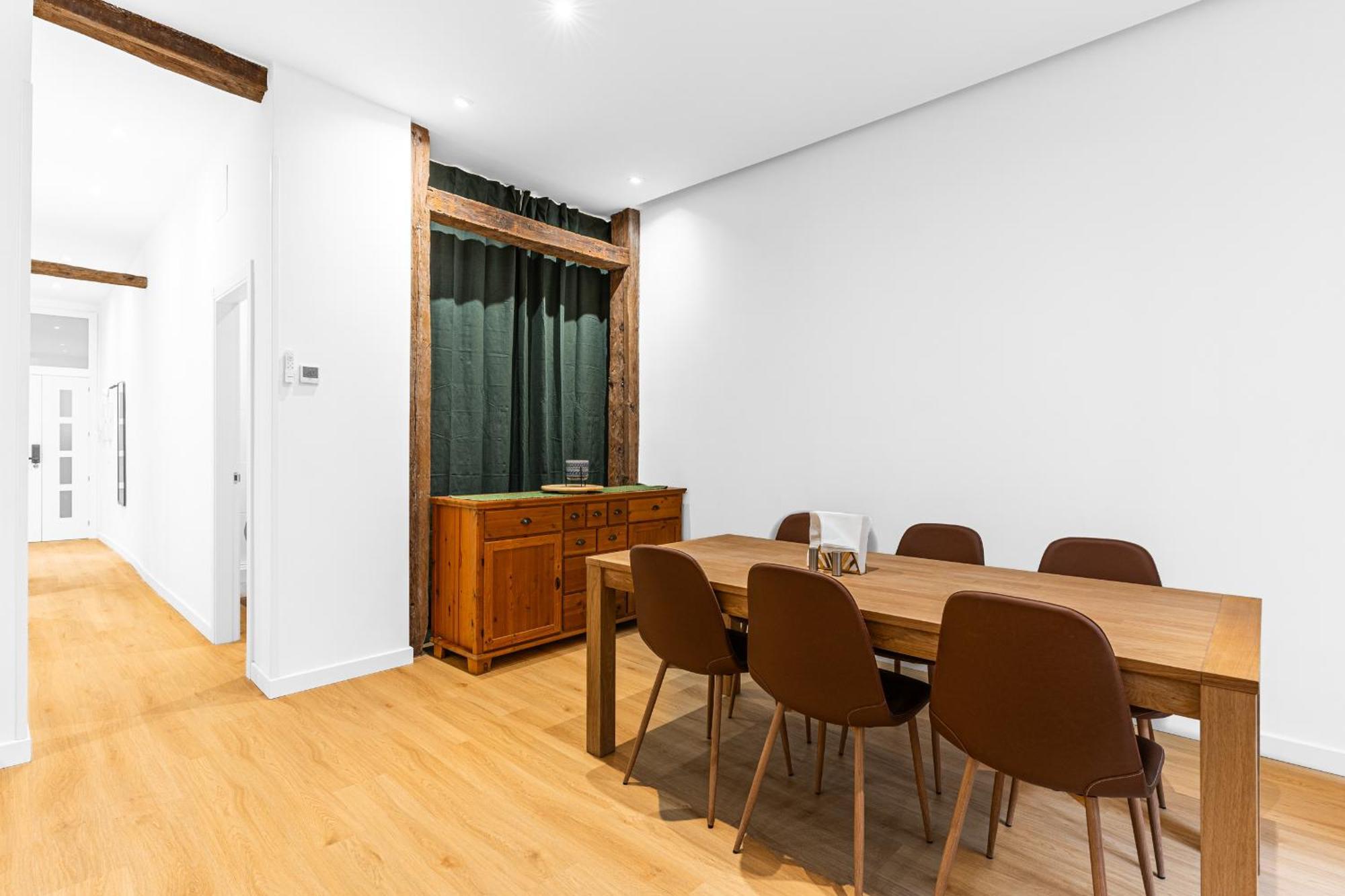 Lejlighed Vr Jeronima Madrid