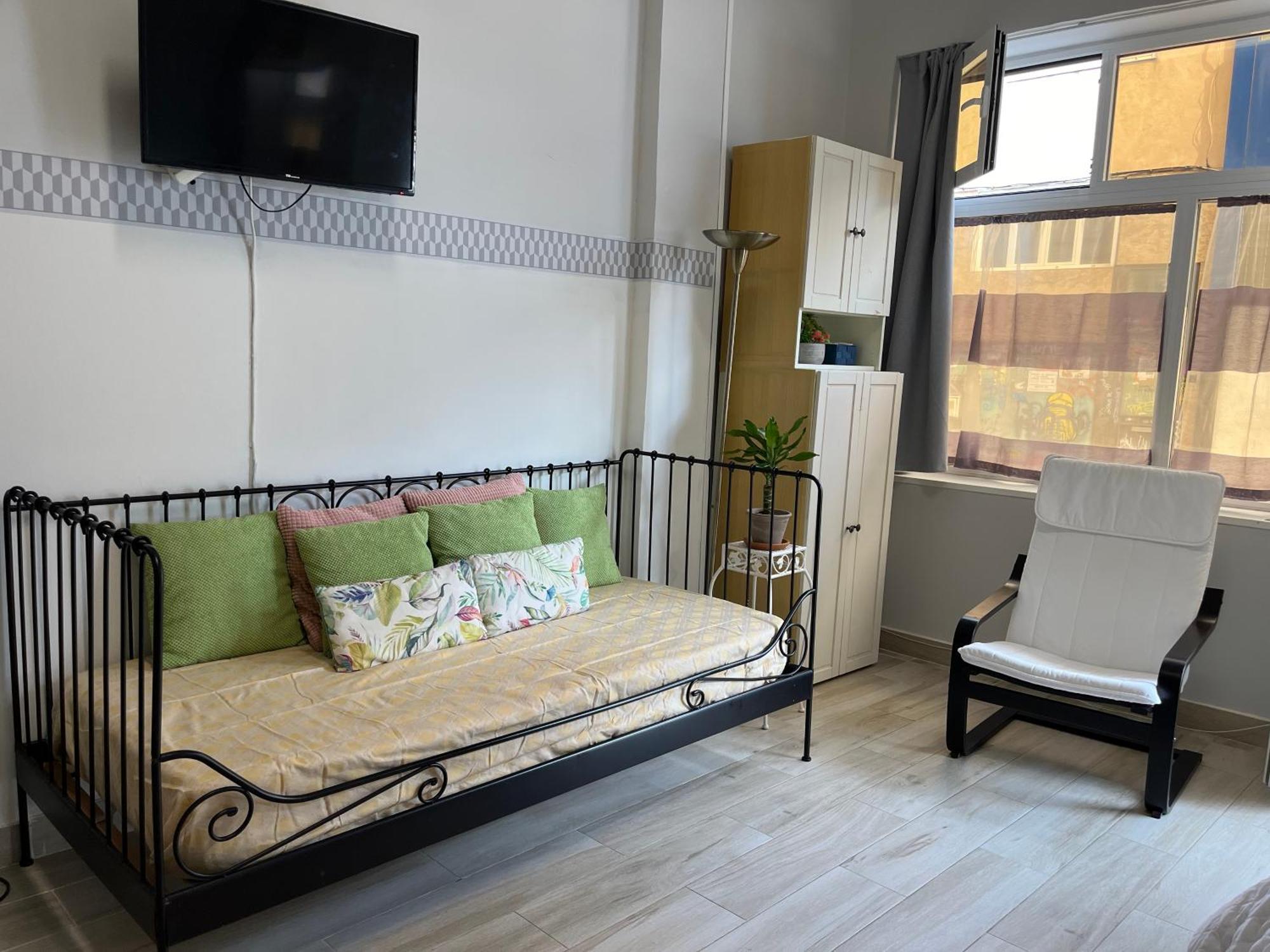 Estudio Acogedor Muy Coqueto * Madrid