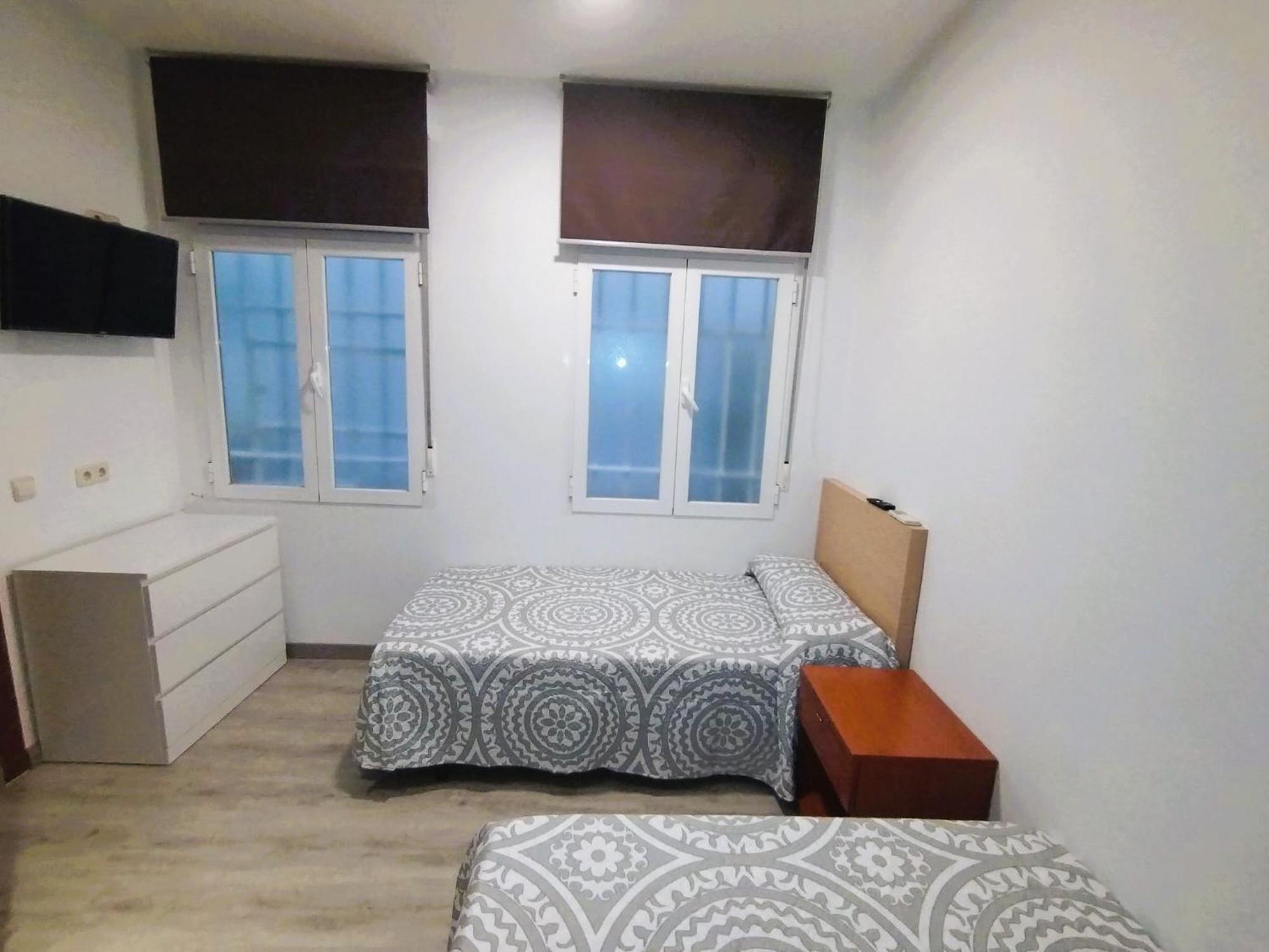 Piso 7 - Puerta Del Sol Apartamento *
