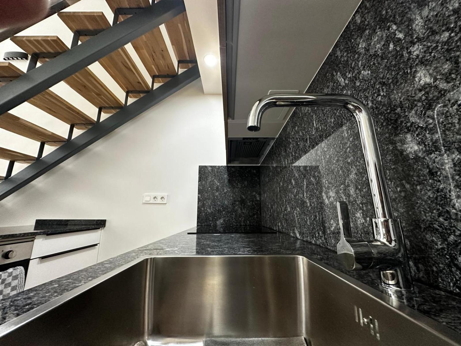 Apartment Black Rock Loft Madrid