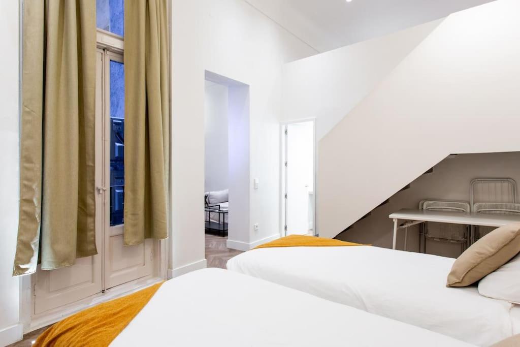 #5 New Duplex 2 Bedroom Flat In City Center *