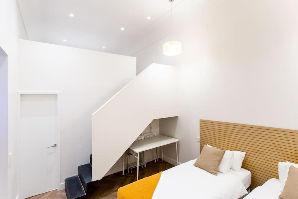 #5 New Duplex 2 Bedroom Flat In City Center