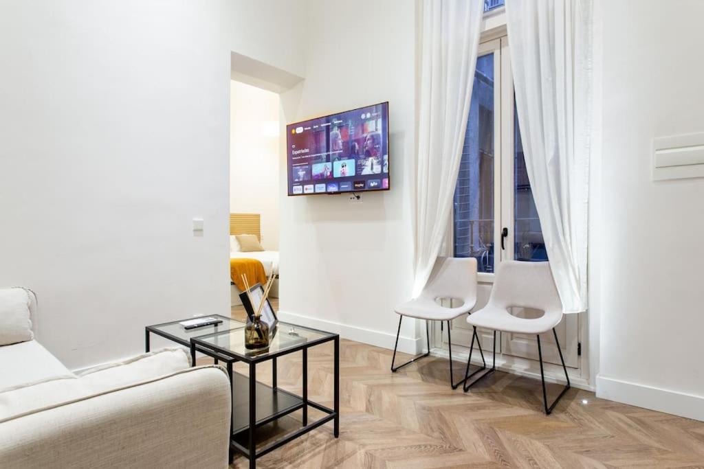 #5 New Duplex 2 Bedroom Flat In City Center Madrid