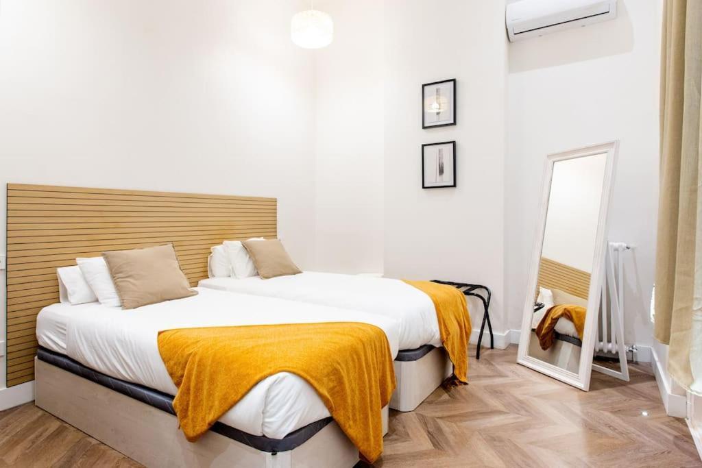 Apartment #5 New Duplex 2 Bedroom Flat In City Center Madrid