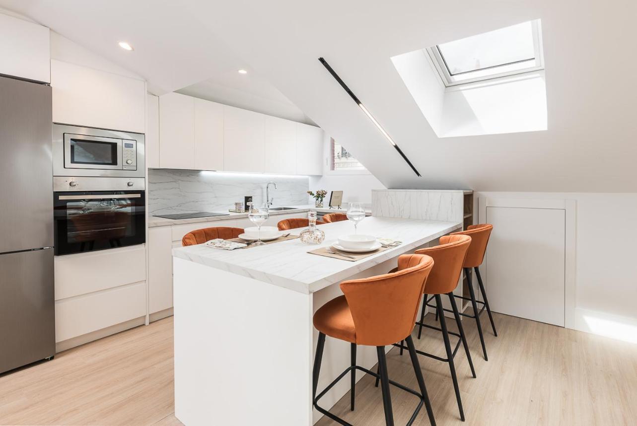 Homeclub Acogedor Y Luminoso Apartamento Sevilla Iv * Madrid