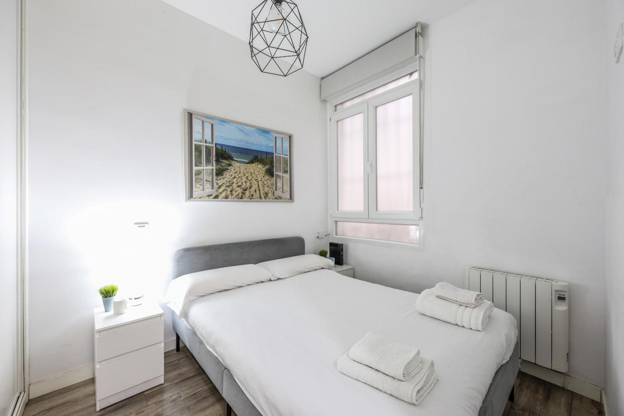 Unique Flat La Latina * Billiard & Darts * Madri