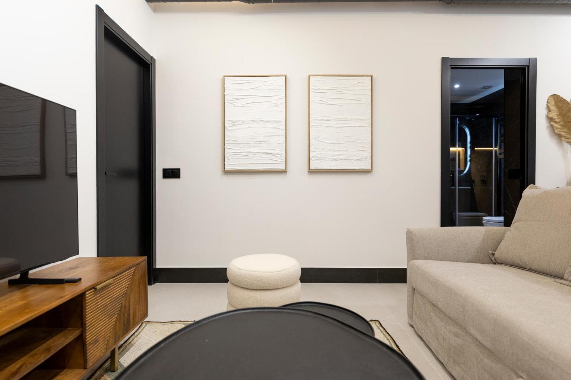 Apartment Luxury Almagro 2bd-3bth By Madrid4you Madrid