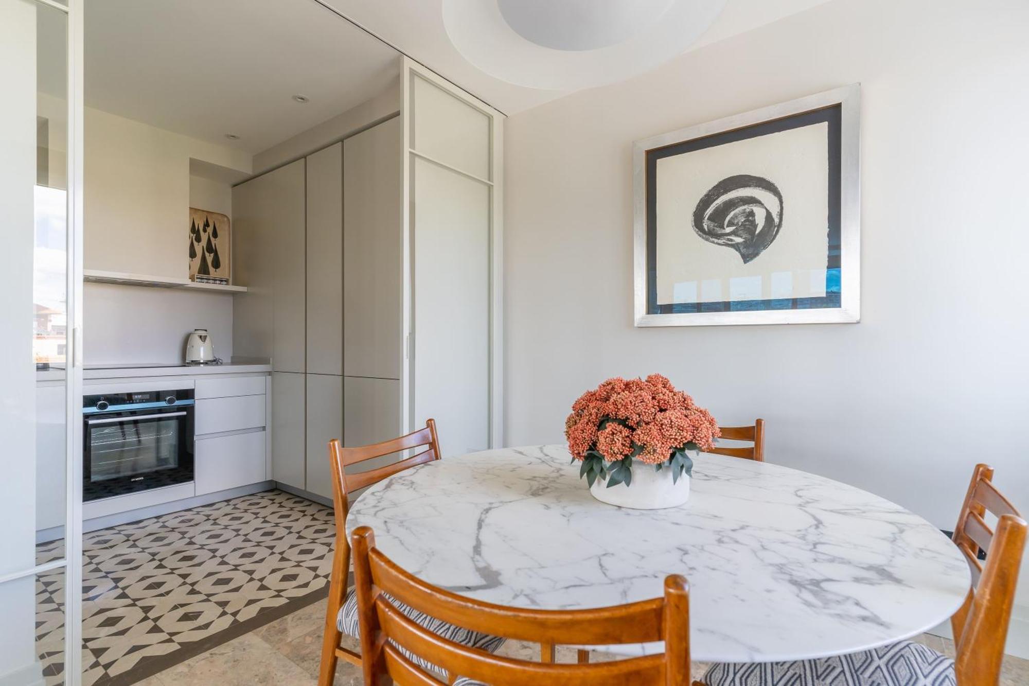 Apartment Amazing With Views To Colon-2bdr 2bths *