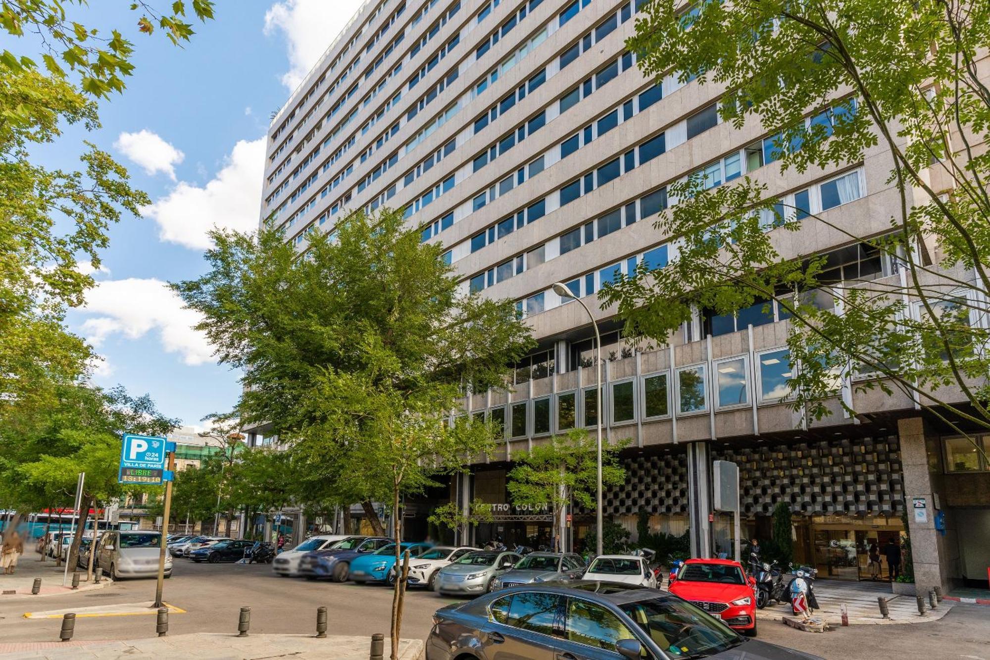 Amazing With Views To Colon-2bdr 2bths Madrid