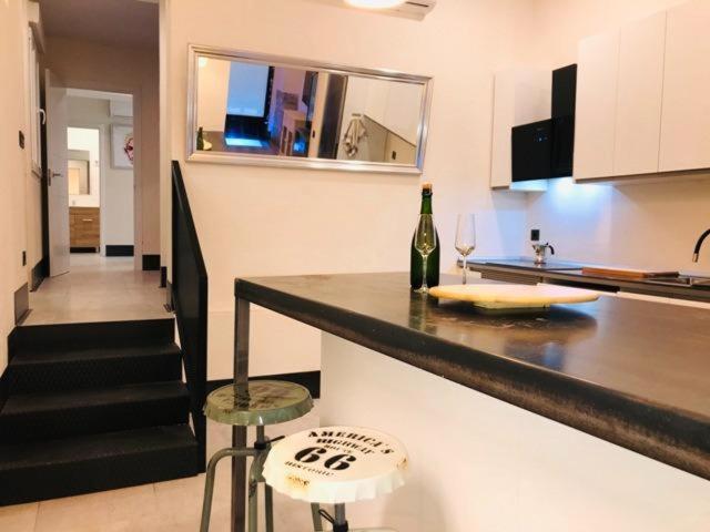 7 Beds, 3bedr, Centro, Sol, Gran Via, Metro Noviciado, Callao Apartment *