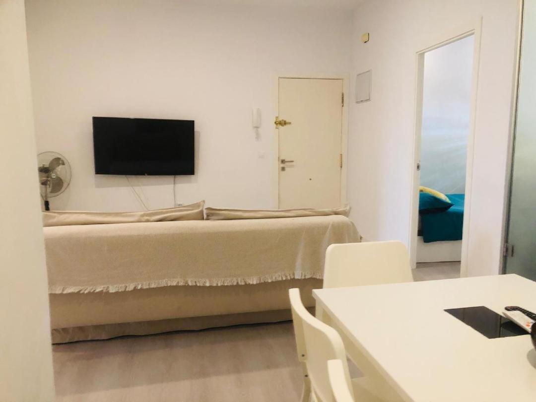 10' Walk To Bernabeu Max 8p, 3bedr, 1sofa, 2bath Apartamento