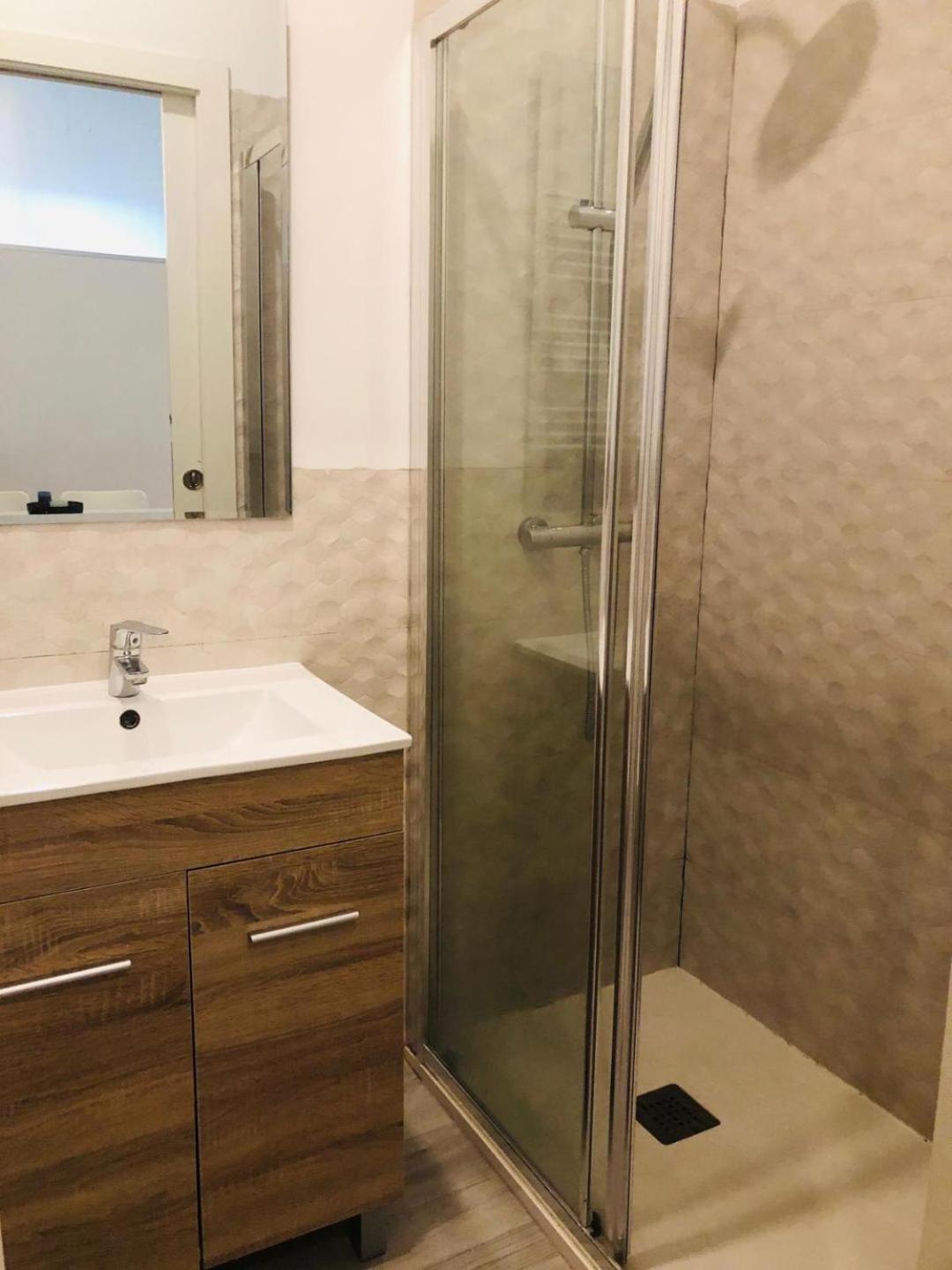 10' Walk To Bernabeu Max 8p, 3bedr, 1sofa, 2bath Apartamento Madrid
