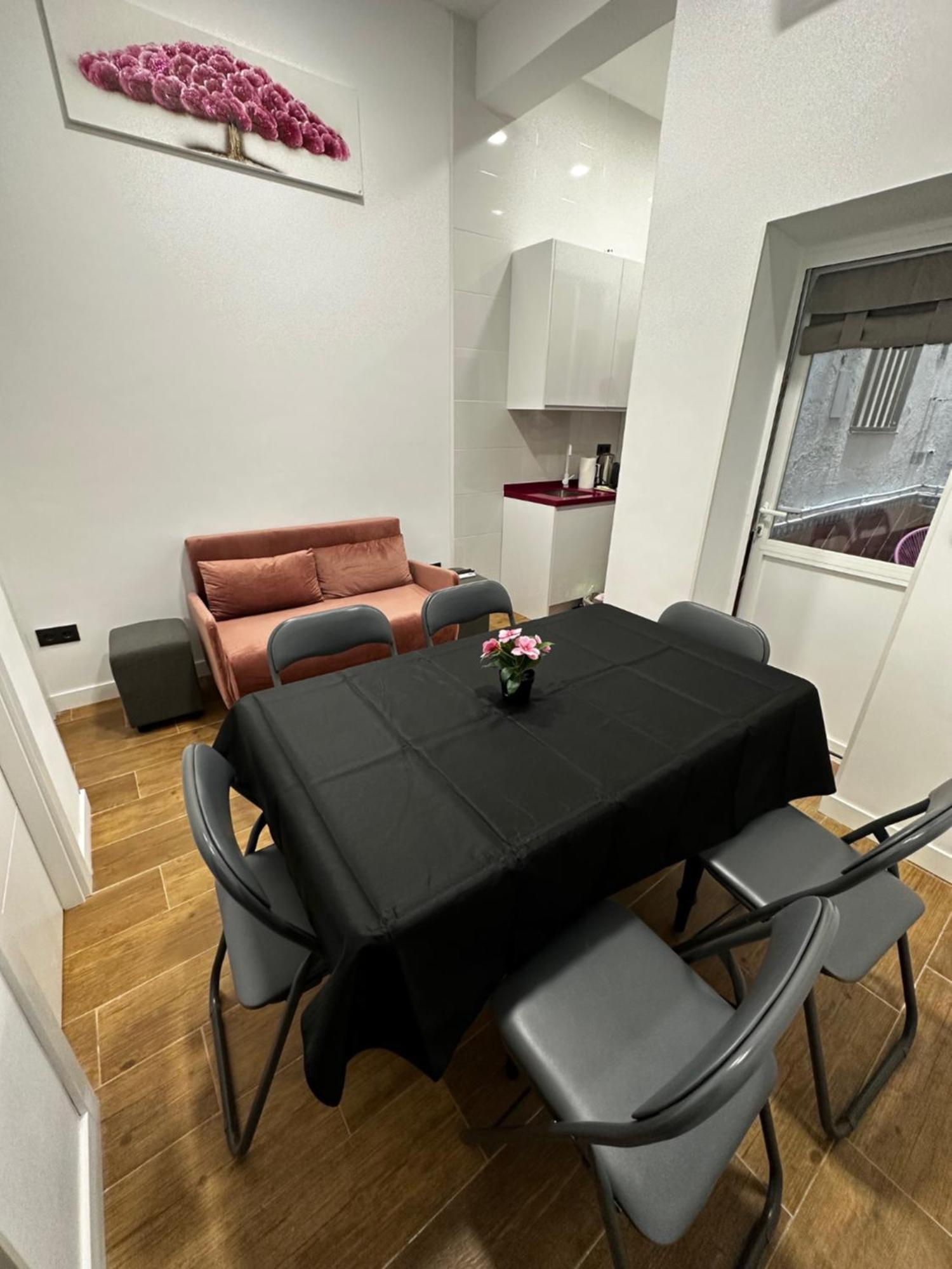 Apartamento Pink Gran Via Madri