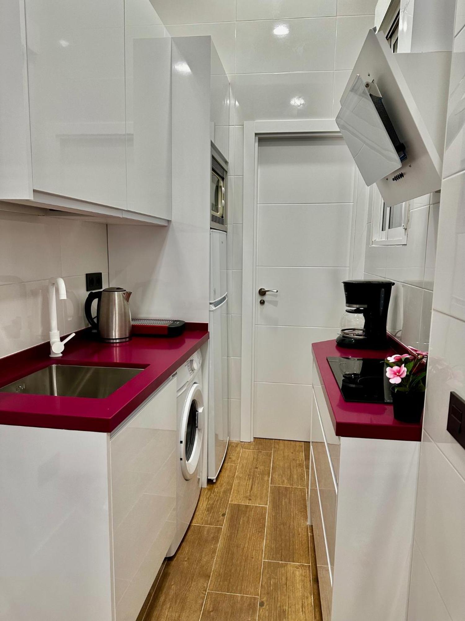 Pink Gran Via Apartment Madrid