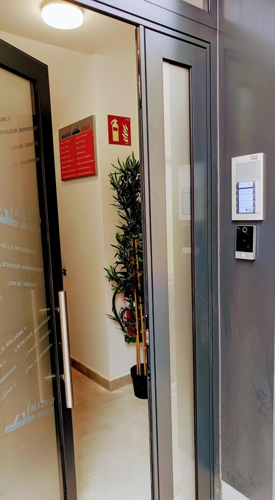 Urban Suites- Nuevo Apartahotel-7 Boutique Full Equiped * Madrid