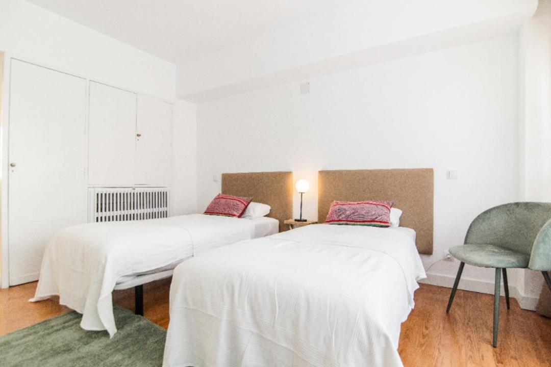 Apartamento Moderno Y Luminoso - Heros Madri