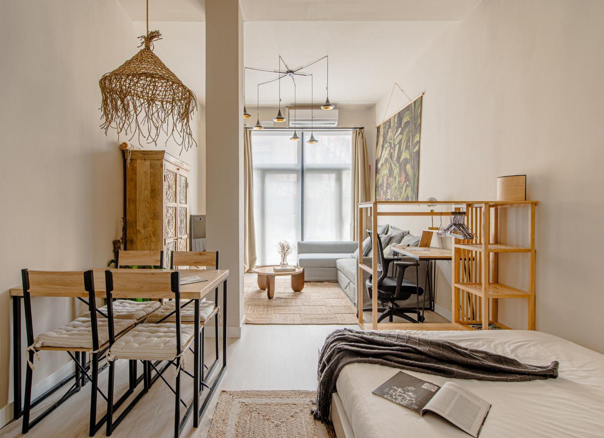 Elegant Close To Royal Palace - Arriaza *