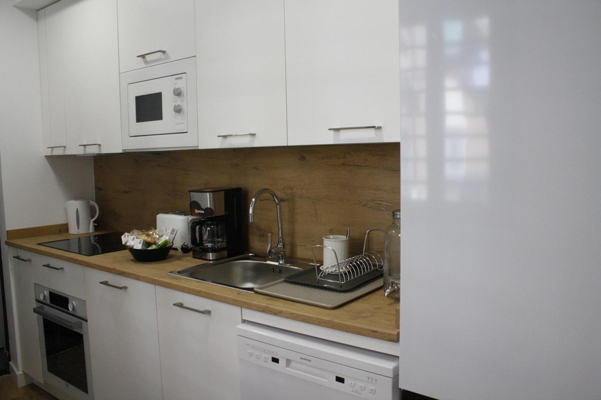 Urban Suites- Nuevo Apartahotel-7 Boutique Full Equiped * Madrid