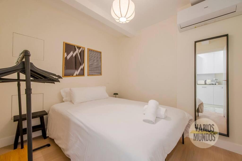 Apartamento Nuevo Y Centrico 7px En Plena Plaza Del Carmen E2 *