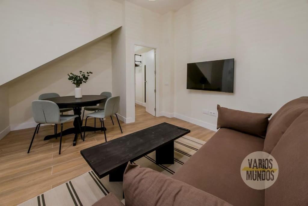 Apartment Cozy Y Centrico 6pax En Plaza Del Carmen E2 Madrid