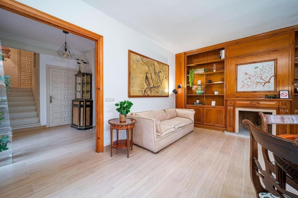 P Casacafe Calle Carlos Dubois 3 Lejlighedshotel Madrid