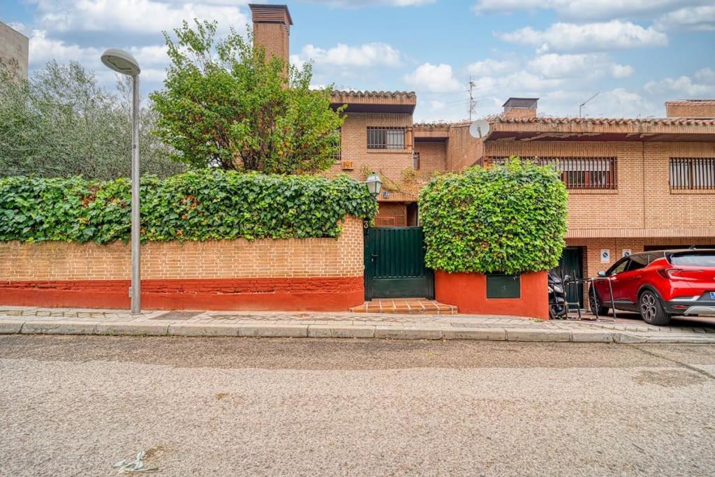 P Casacafe Calle Carlos Dubois 3 Lejlighedshotel *