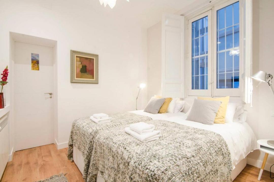 Renovated And Modern- 3bd 2bth- Anton Martin Apartment *