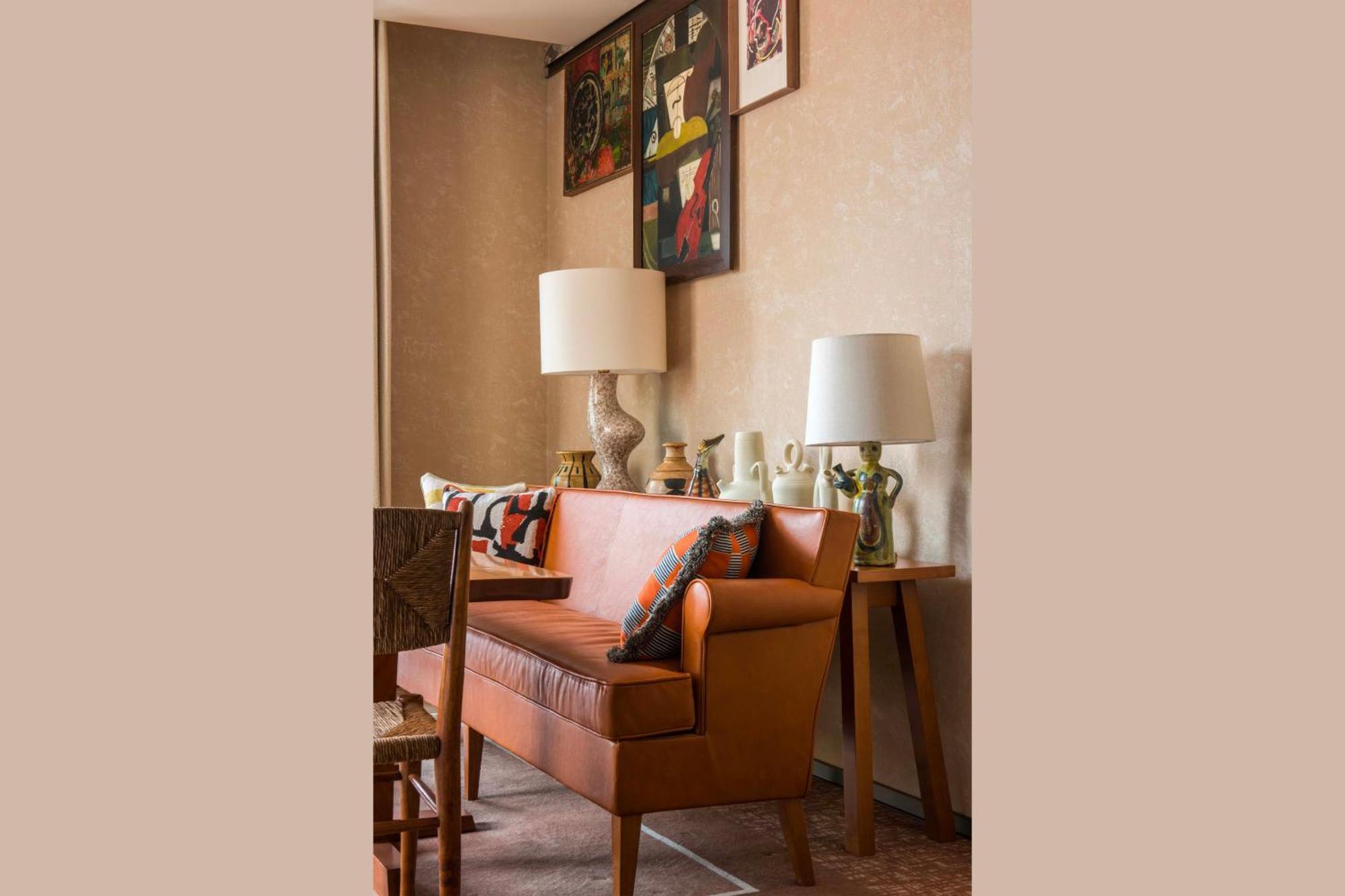 Brach - Evok Collection Hotel