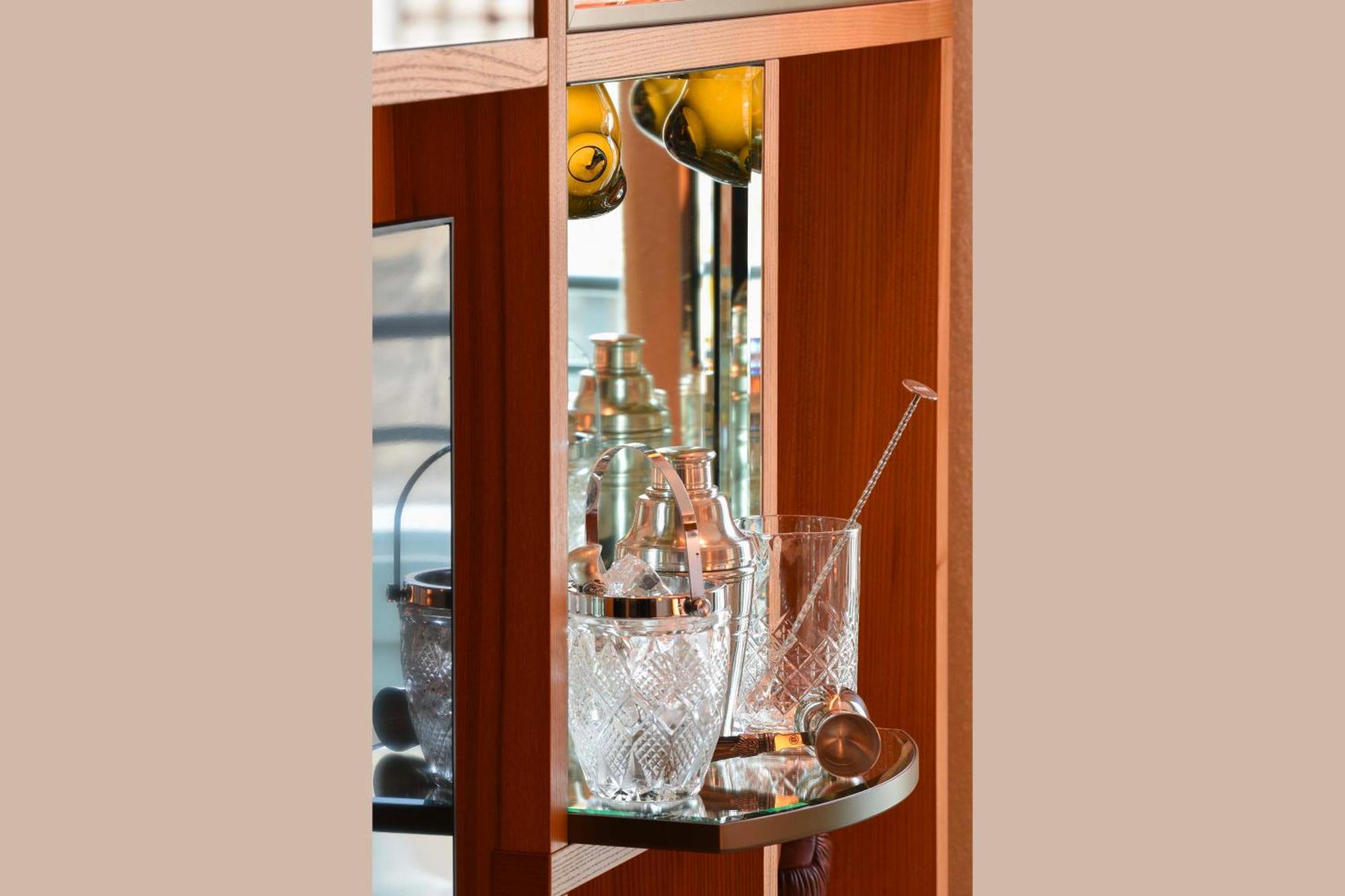 Brach - Evok Collection 5* Madri