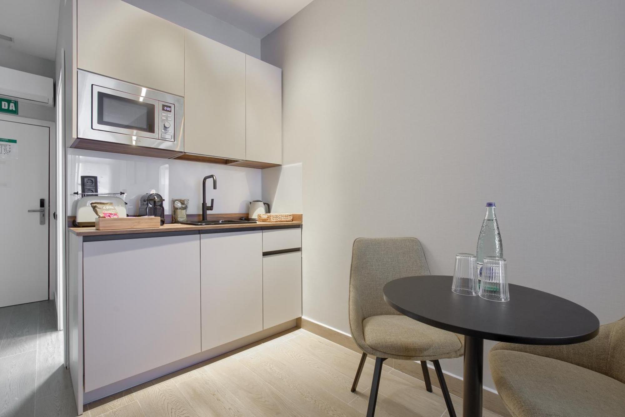 Dobo Homes - L35 * Madri