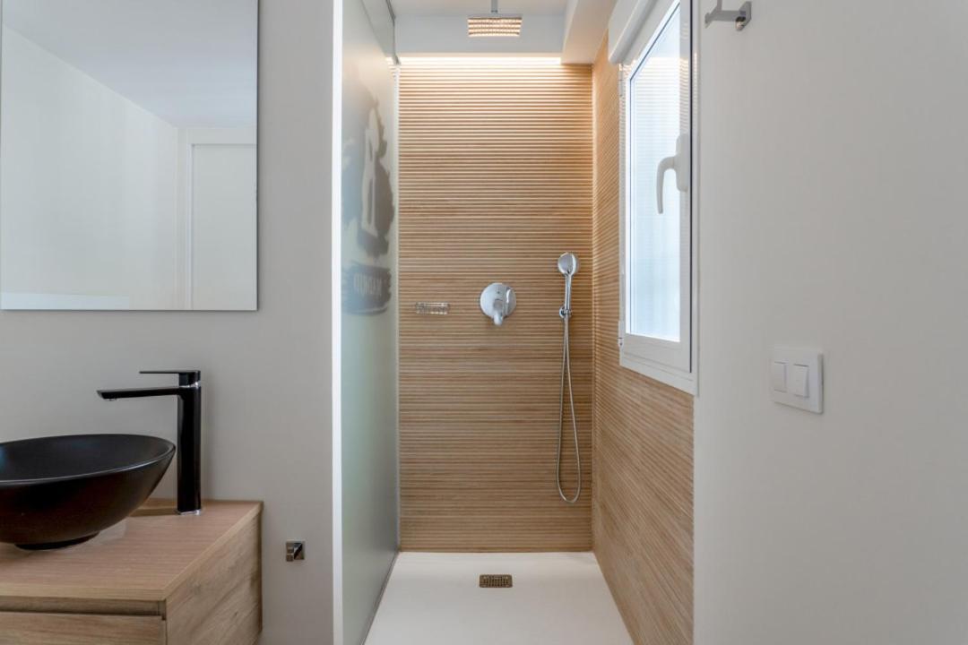 Apartment 2 Bedrooms 2 Bathrooms Furnished - Malasana - Bright And Refurbished - Mintystay Madrid