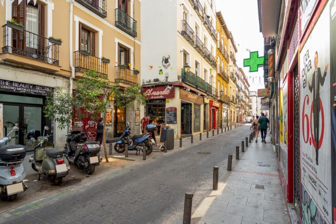 2 Bedrooms 2 Bathrooms Furnished - Malasana - Bright And Refurbished - Mintystay Apartment